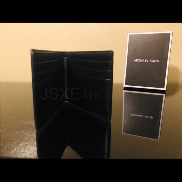 Authentic Michael Kors Harrison Slim Billfold Wallet - Metallic Silver - Picture 5 of 6